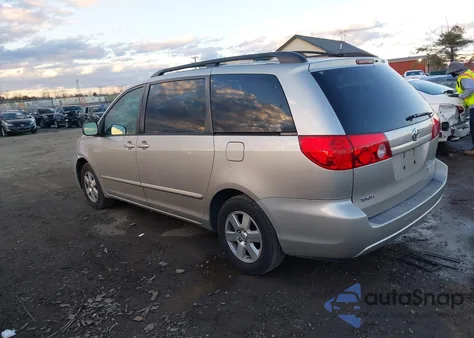2010 Toyota Sienna Le from USA, damaged, VIN 5TDKK4CC9AS324482